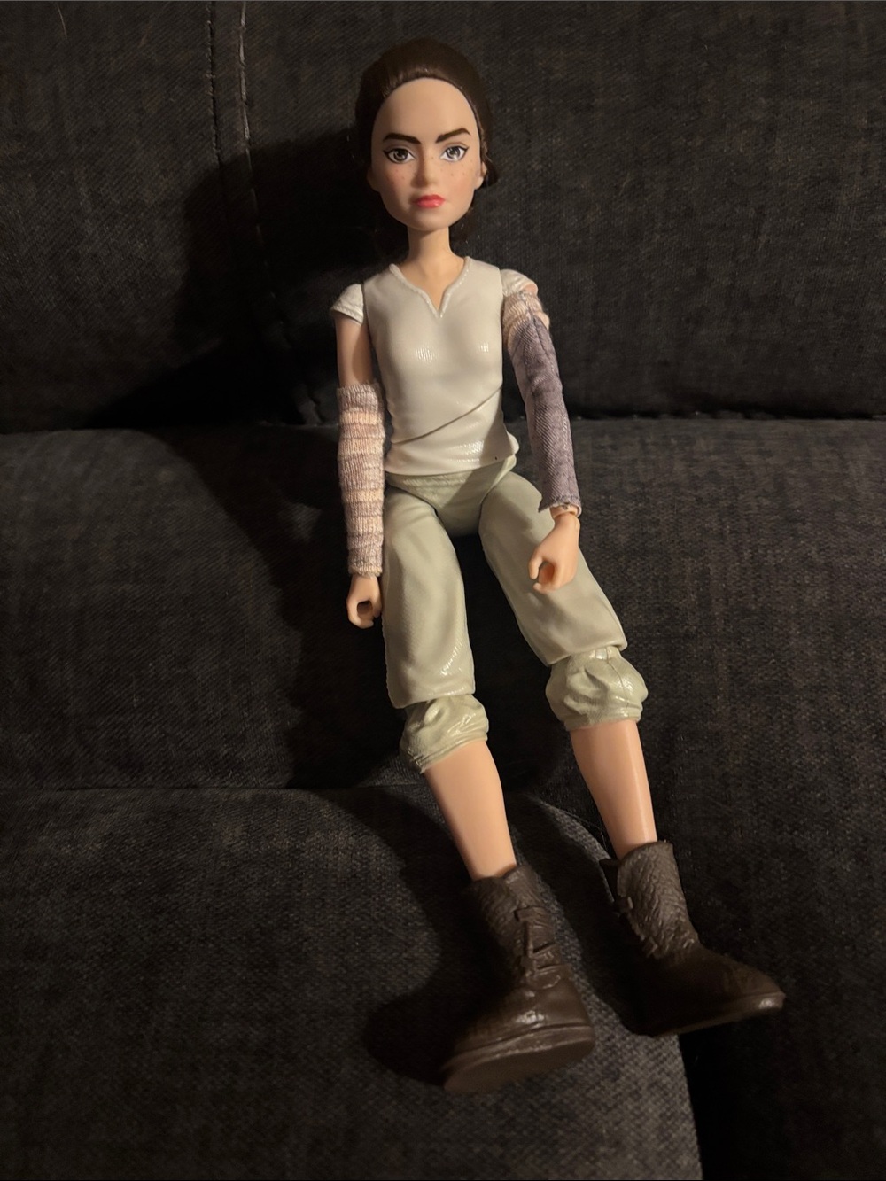 Star Wars Forces of Destiny Rey of Jakku 11-inch Action Figure Doll